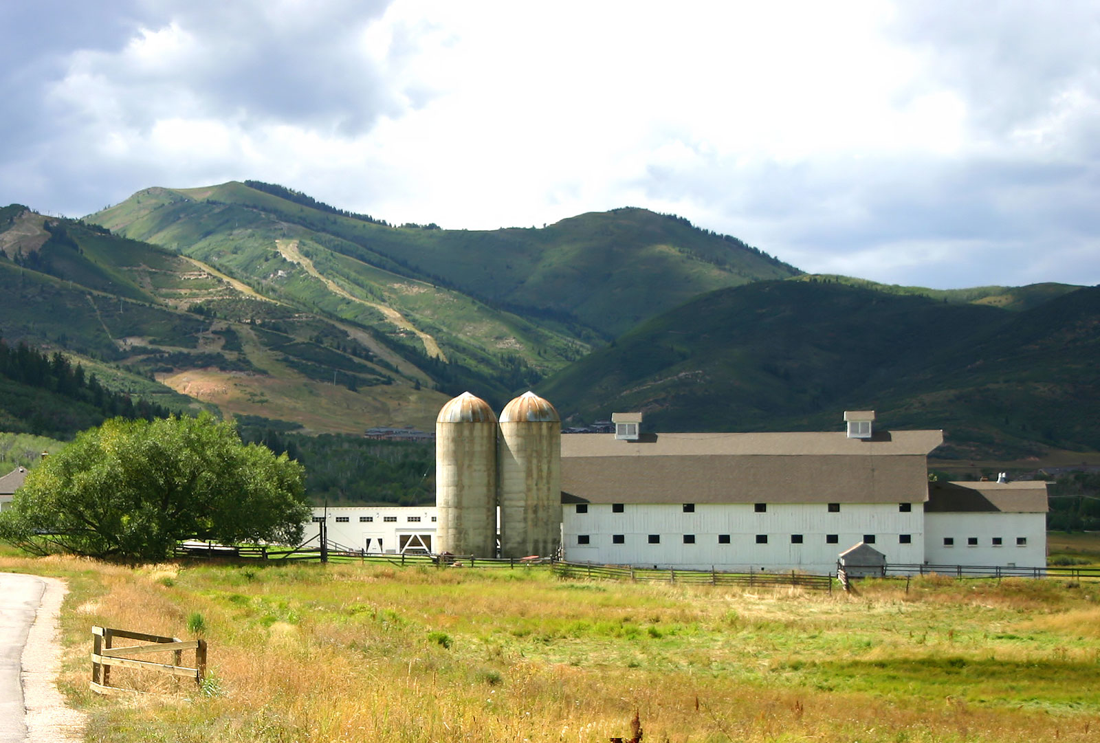 mcpolin-barn.jpg